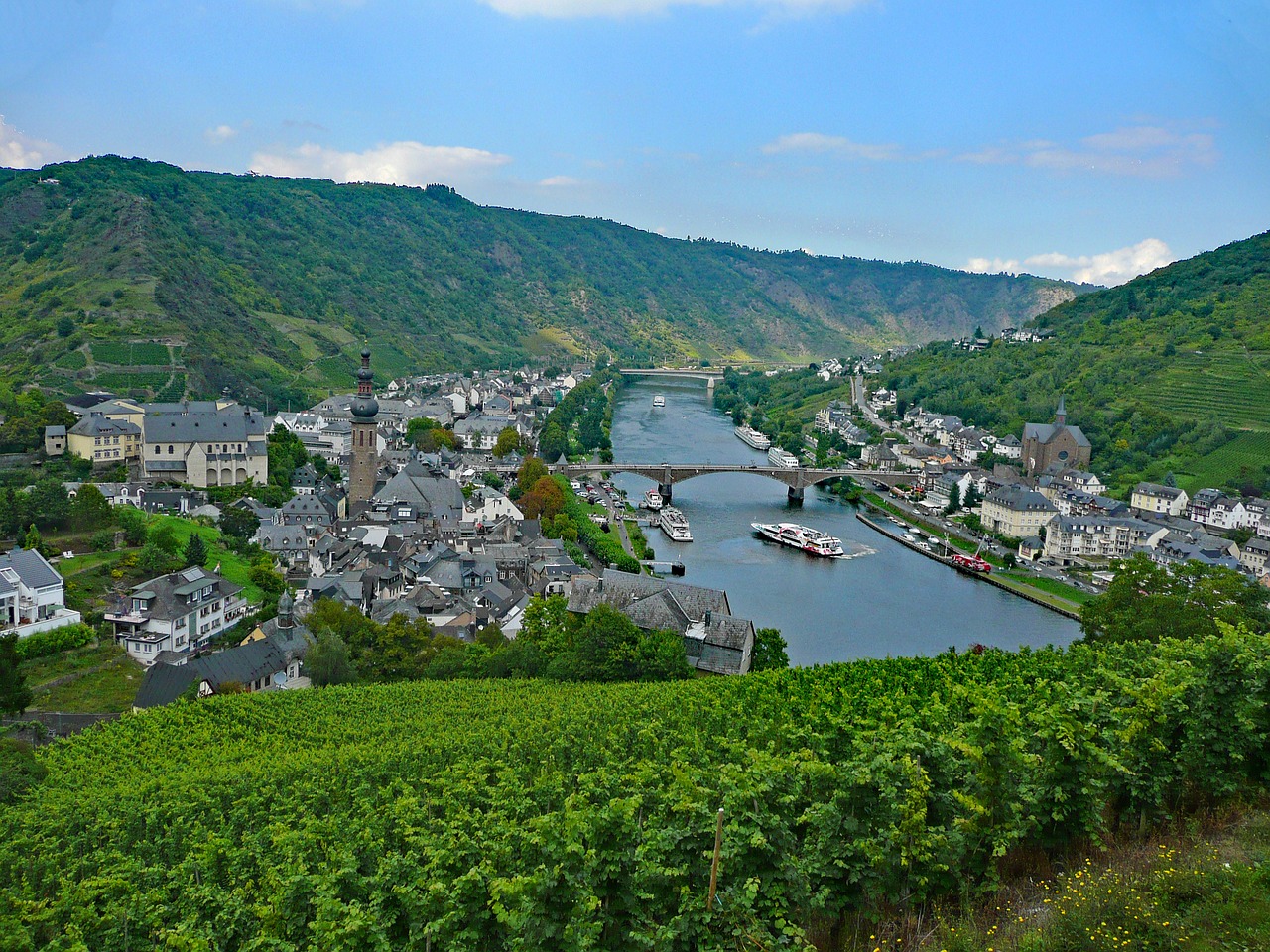 Cochem, Mosel, Sachsen, Vokietija, Vynas, Vynuogynai, Kraštovaizdis, Kaimas, Upė, Šventė