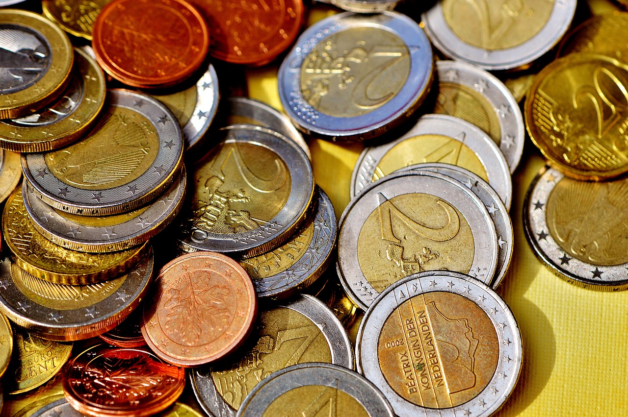 Monetos, Pinigai, Valiuta, Euras, Specie, Laisvas Keitimas, Auksas, Metalas, Metaliniai Pinigai, Finansai