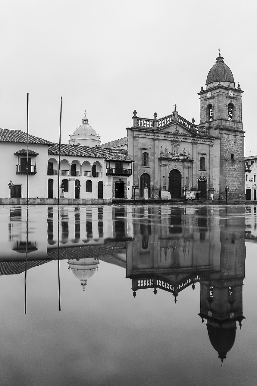 Kolumbija, Tunja, Boyacá, Bažnyčia, Katedra, Lietus, Atspindys, Blancoynegro, Nemokamos Nuotraukos,  Nemokama Licenzija