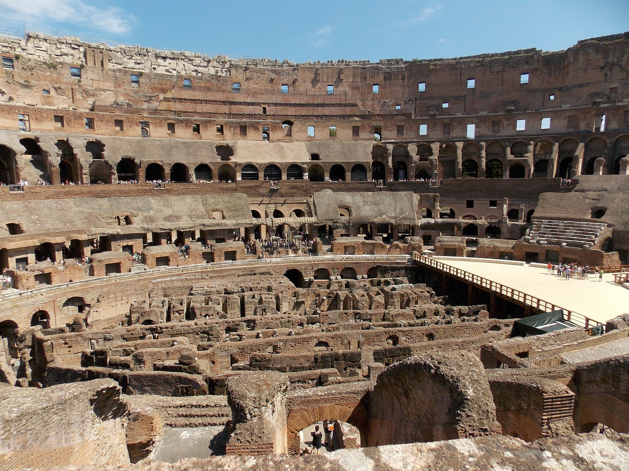 Kolosas, Roma, Italy, Architektūra, Amfiteatras, Arena, Gladiatoriai, Istorija, Romėnų, Koliziejus
