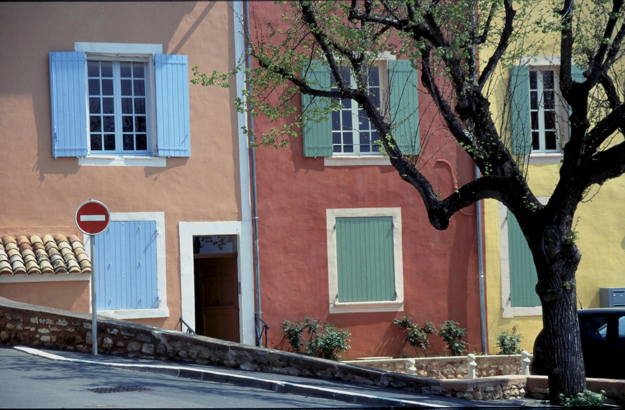 Spalvingi Namai, Roussillon, Provence, France, Nemokamos Nuotraukos,  Nemokama Licenzija