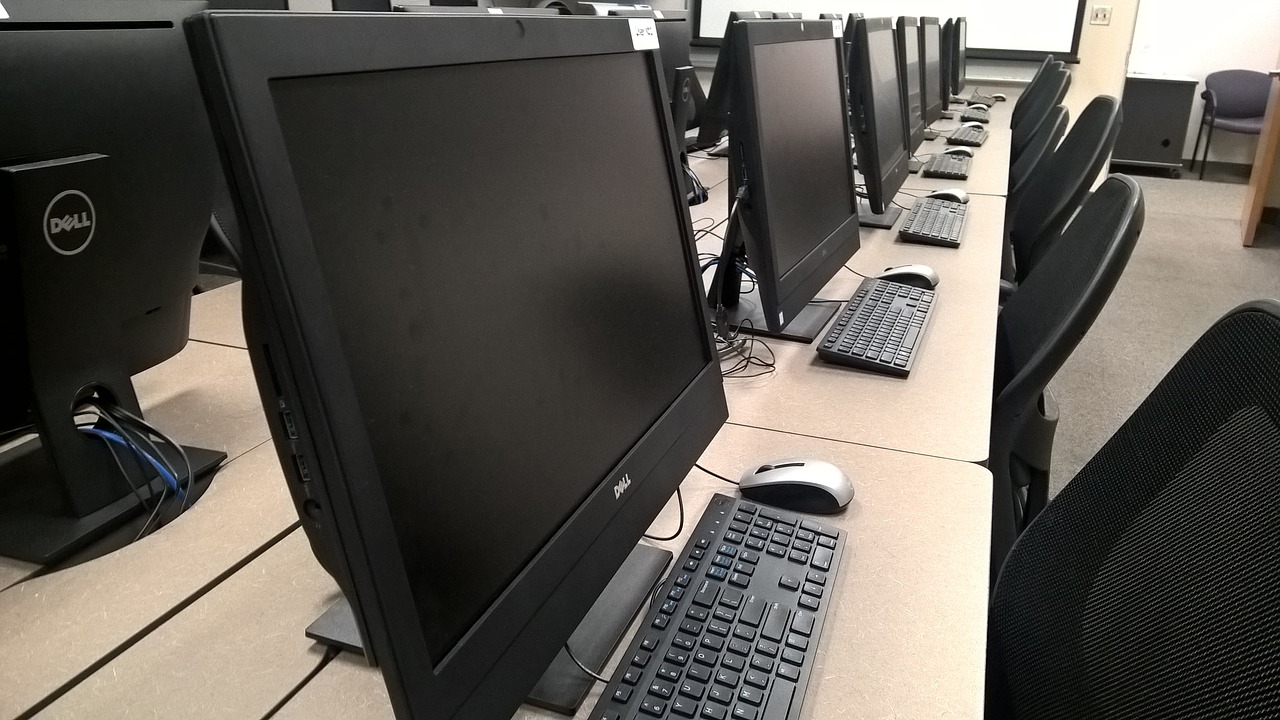 Kompiuteris, Laboratorija, Švietimas, Technologija, Stalinis Kompiuteris, Klasė, Mokymasis, Internetas, Mokykla, Klaviatūra