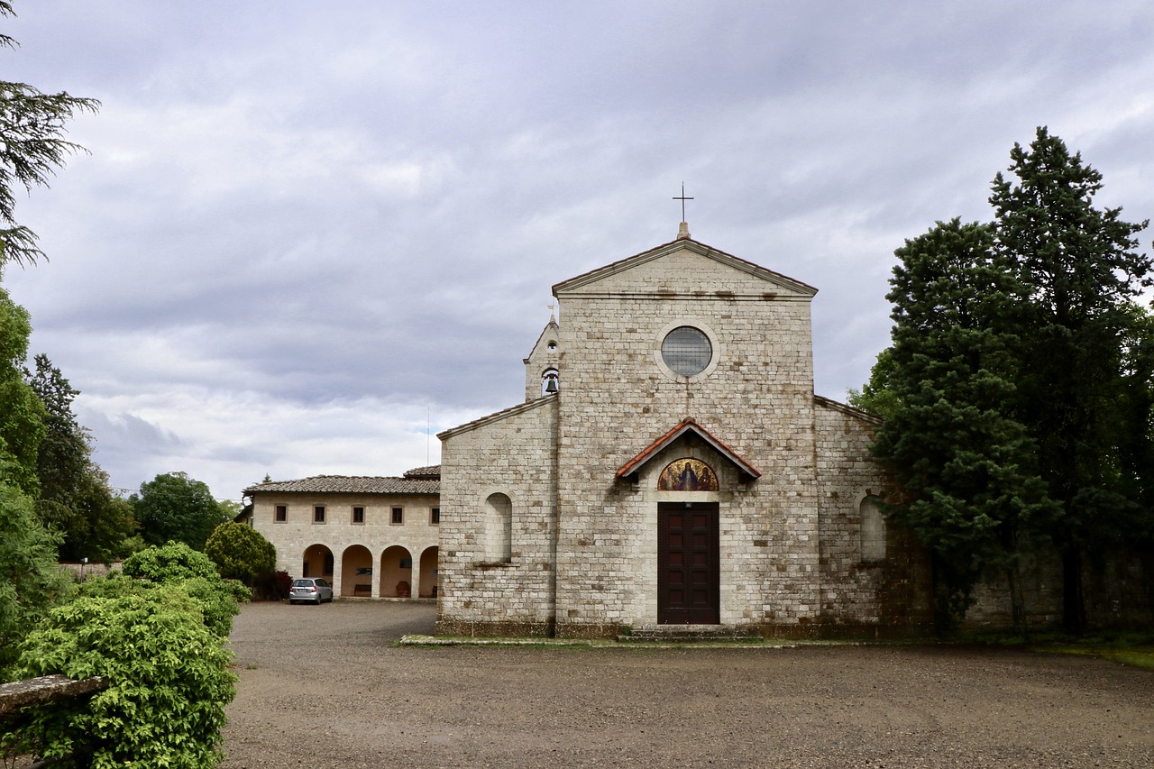 Vienuolynas,  Pranciškonai,  Debesys,  Florencija,  Bažnyčia,  Architektūra,  Toskana,  Italija,  Turizmas,  Debesuota