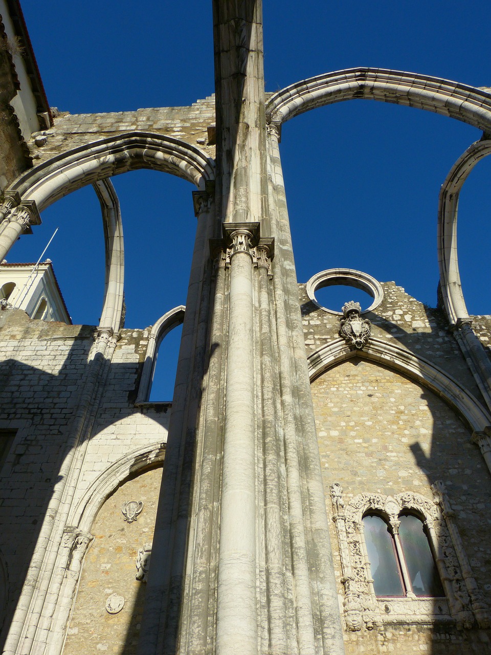 Convento Do Carmo, Buvęs Vienuolynas, Karmeliato Tvarka, Gotika, Sunaikinta, Žemės Drebėjimas, Sugadinti, Sienos Liekanos, Nave, Stulpelis