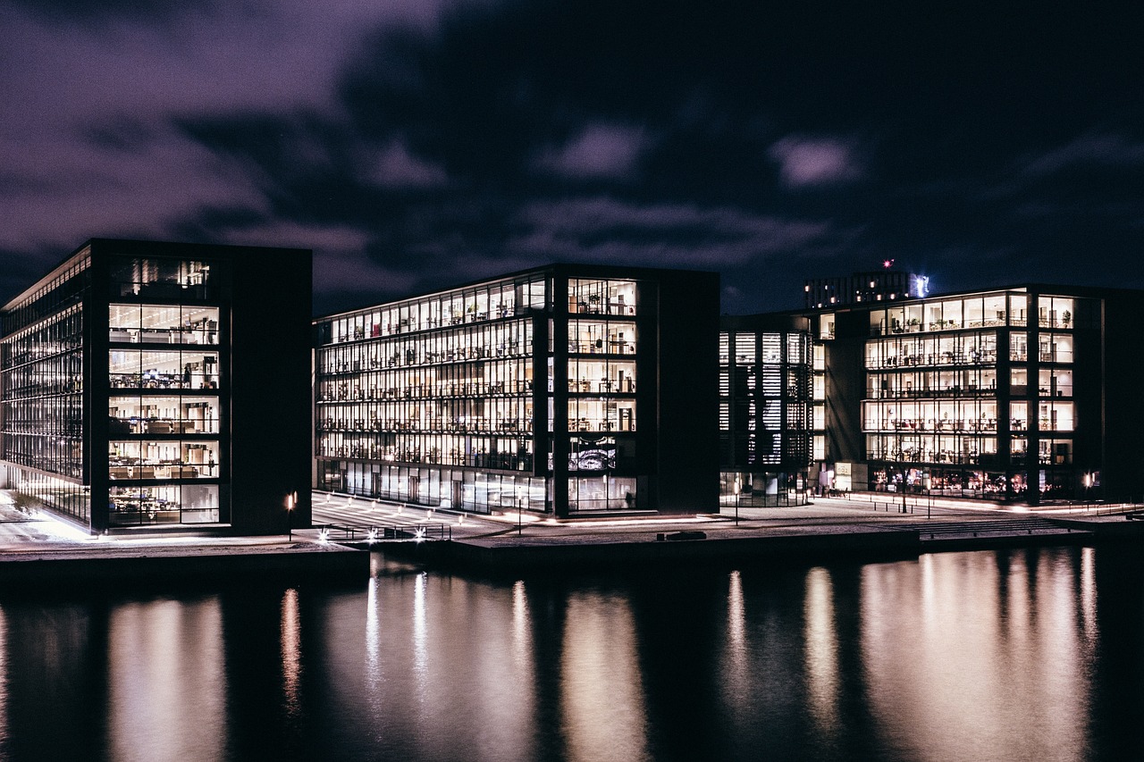 Kopenhaga, Denmark, Pastatai, Architektūra, Miesto Panorama, Naktis, Naktinis Dangus, Vanduo, Fasadas, Eksterjeras