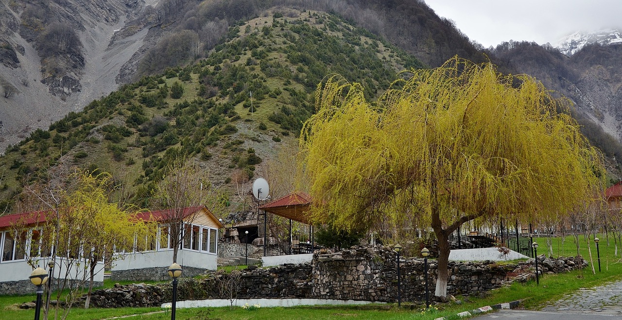 Šalis, Namas, Pastatas, Namai, Architektūra, Gyvenamasis, Kraštovaizdis, Fasadas, Durys, Nuosavybė