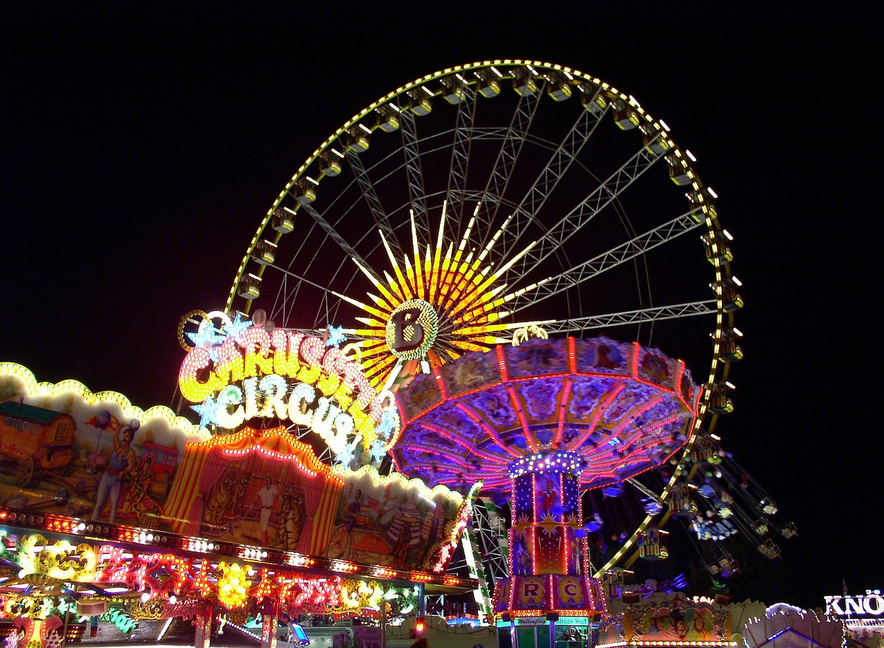 Cranger Kirmes,  Liaudies Šventė,  Šviesus,  Metų Rinka,  Važiuoti,  Linksma,  Karuselė,  Grandinės Karuselė,  Ferris Ratas,  Paroda