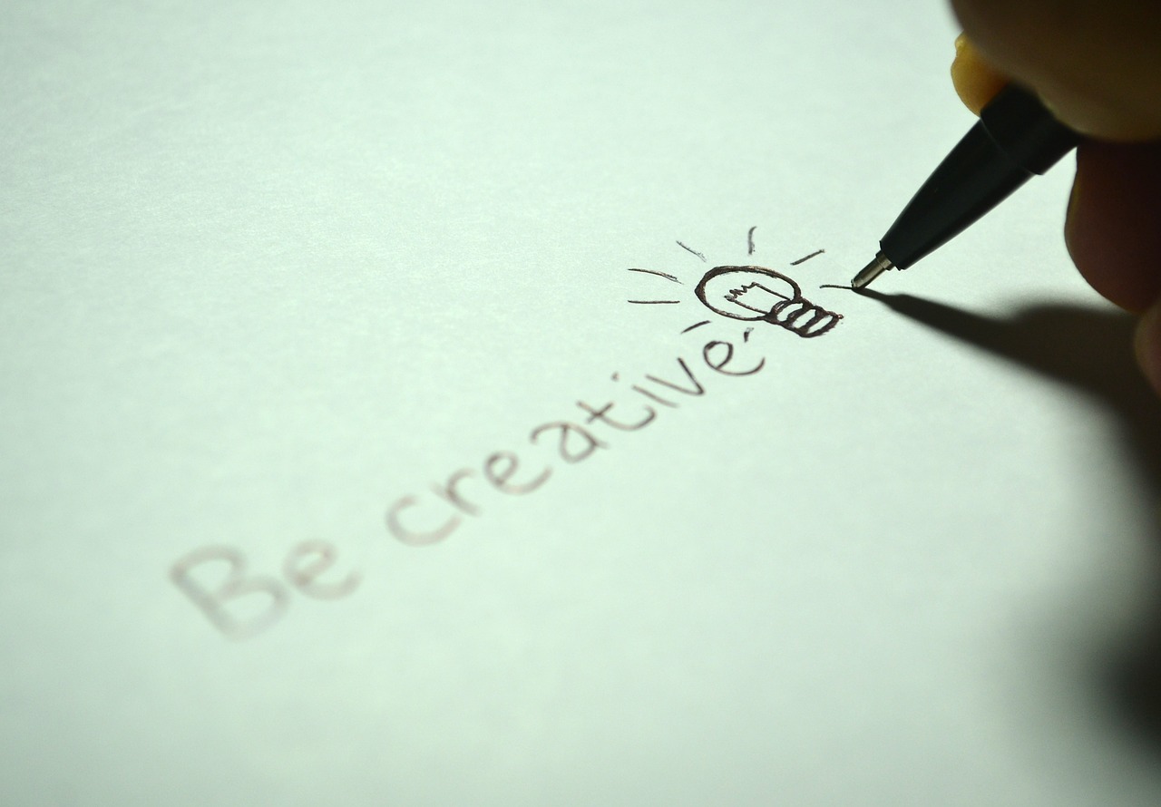Kūrybingas,  Būk Kūrybingas,  Rašyti,  Lemputė,  Idėja,  Popierius,  Rašiklis,  Kūrybiškumas,  Simbolis,  Piktograma