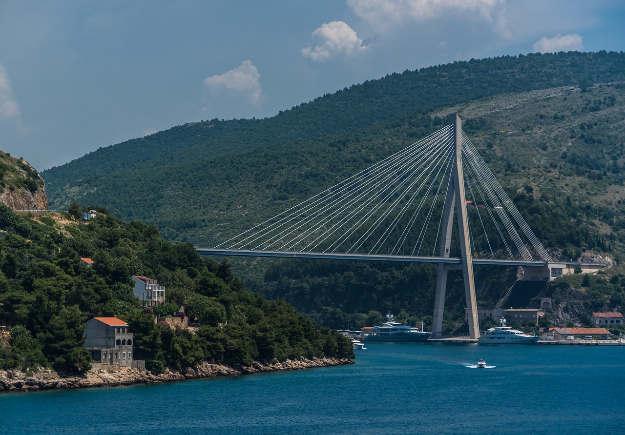 Kroatija, Dubrovnik, Tiltas, Kalnai, Europa, Miestas, Kelionė, Viduržemio Jūros, Vasara, Turizmas