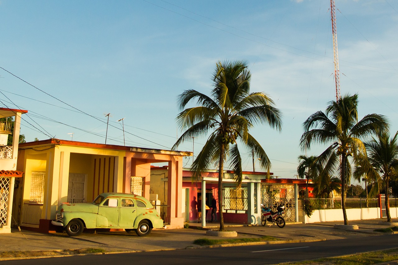 Kuba, Automobilis, Delnas, Vaizdas, Retro, Turizmas, Kelionė, Gatvė, Transportas, Egzotiškas