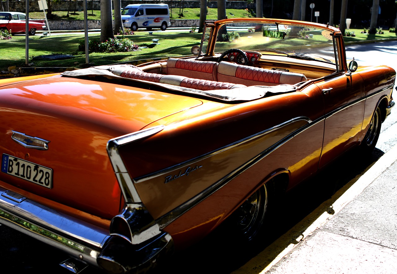 Kuba, Automobilis, Chevy, Bel Air, Kabrioletas, Oranžinė, Auksas, Vintage, Havana, Kelionė