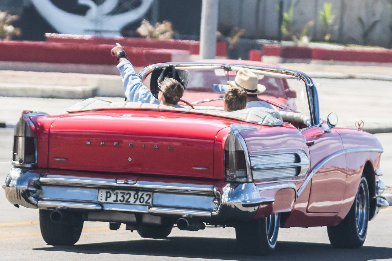 Kuba, Havana, Malecon, Viešbučio Rivjera, Klasikinis, Almendronas, Automobilis, Raudona, Buick, Taksi