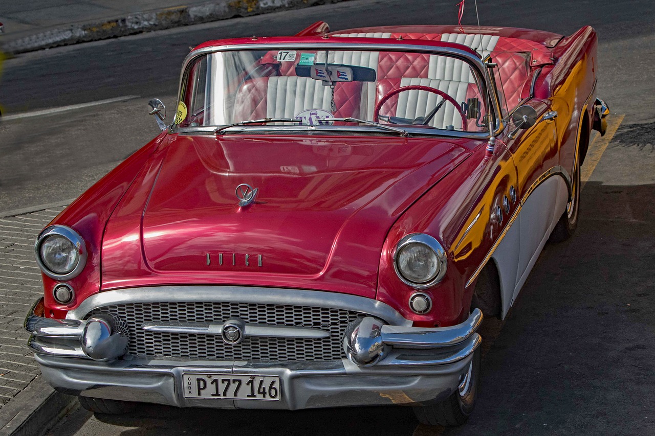 Kuba,  Havana,  Capitolio,  Almendronas,  Buick,  Kabrioletas,  Rojo,  Taksi,  Automobilis,  Transporto Priemonė