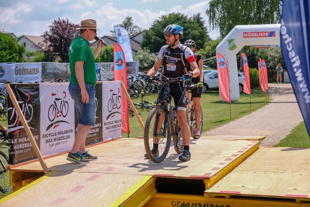 Dviračiai Rasės,  Rtf,  Kelių Dviratis,  Kalnų Dviratis,  Dviračiu Sportas,  Jura Maratonas,  Lupburg,  Dviračiu Zonų,  Kaimas,  Dviračių Lenktynės