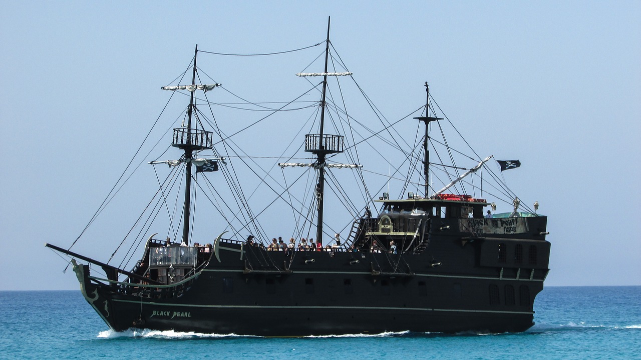 Kipras, Kruizinis Laivas, Piratų Laivas, Laisvalaikis, Turizmas, Atostogos, Juodas Perlas, Nemokamos Nuotraukos,  Nemokama Licenzija