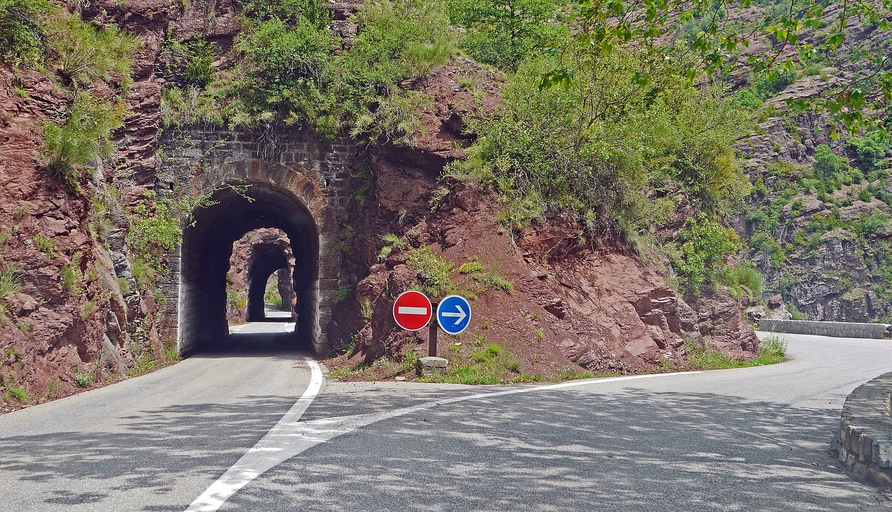 Daluis Gorges, Tunelis, Apeiti, Kalnų Kelias, Eng, Vaizdingas, Eismo Valdymas, Kietas, Le Var, Alpių