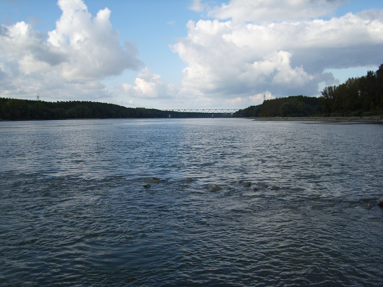 Danube, Upė, Sienos, Slovakija, Vengrija, Vanduo, Danubės Upė, Kraštovaizdis, Srautas, Atspindys