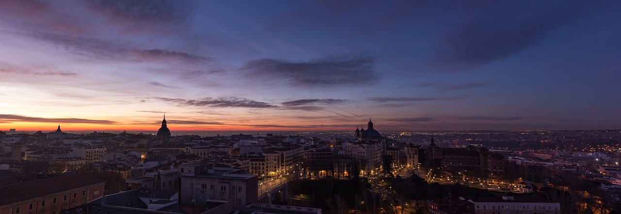 Dawn,  Panoraminis,  Madridas,  Dangus,  Debesys,  Miestas, Nemokamos Nuotraukos,  Nemokama Licenzija