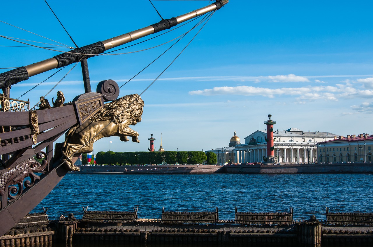 Dieną Į Miestą,  St Petersburg Rusija,  Neva,  Architektūra,  Rusija,  Istorija,  Turizmas,  Upė,  Petersburg,  Ermitažas