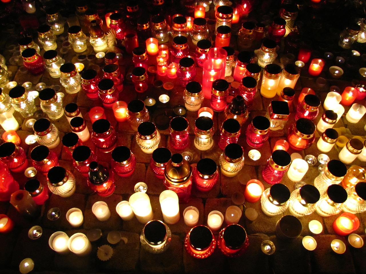 Mirusiųjų Diena, Žvakės, Kapai, Žibintai, Nemokamos Nuotraukos,  Nemokama Licenzija