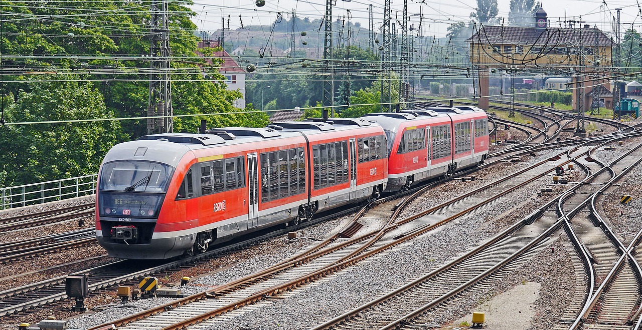 Dyzelinas Įlipimui,  Dvigubo Vienetas,  Siemens,  Desire,  Br642,  Br 642,  Regioninis Traukinys,  Regioninė Eismo,  Prieš Kursą,  Neustadt An Der Weinstrasse