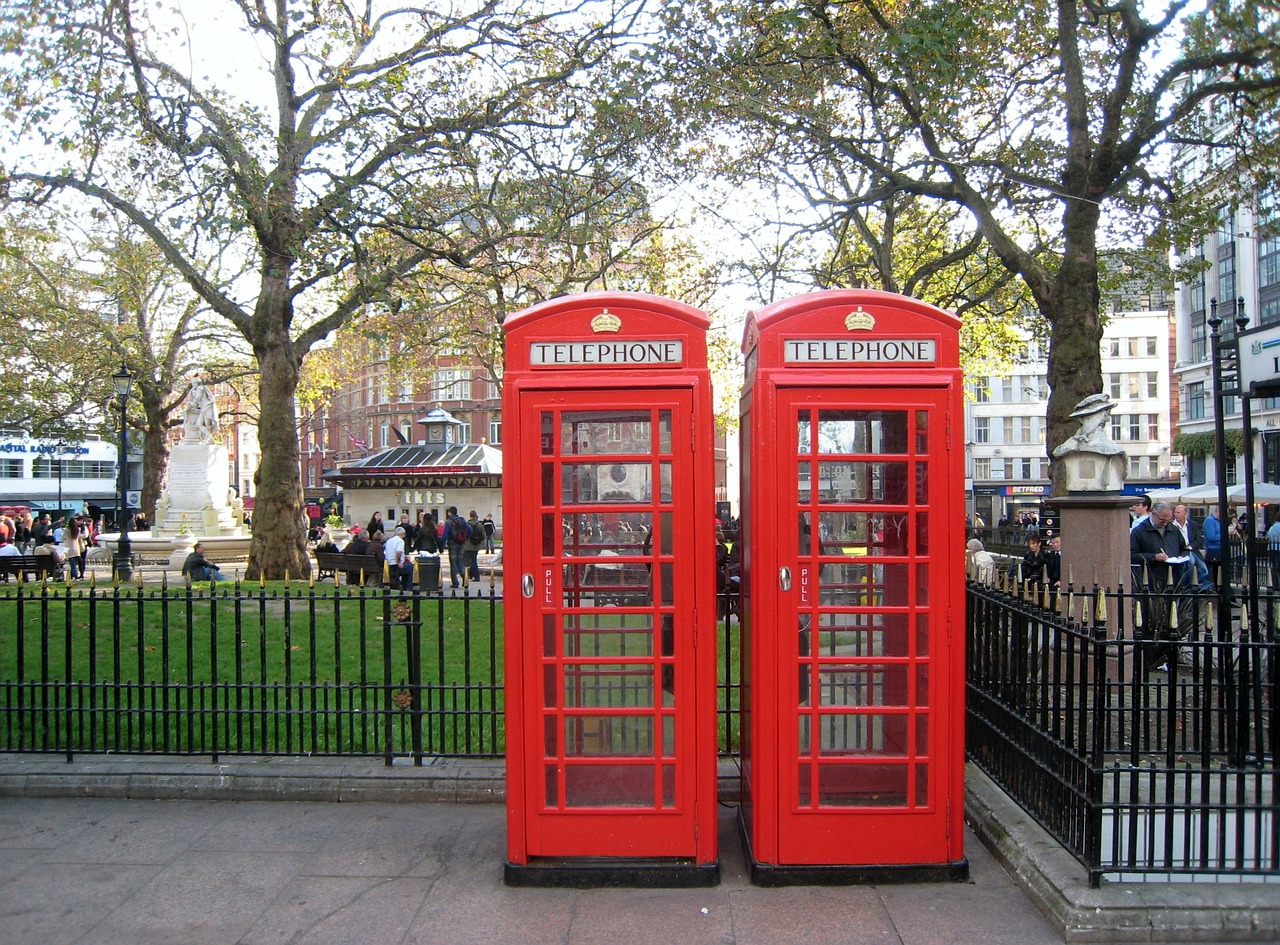 Ambulatorija, Londonas, Raudona Telefono Dėžutė, Anglija, Kelias, Britanija, Nemokamos Nuotraukos,  Nemokama Licenzija