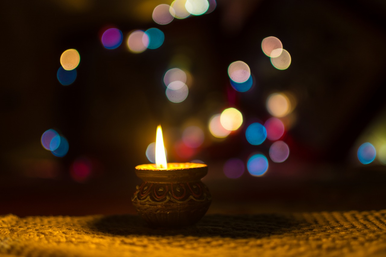 Diwali, Diya, Lempa, Indija, Molis, Tradicinis, Bokeh, Spalvinga, Perspėti, Hindu