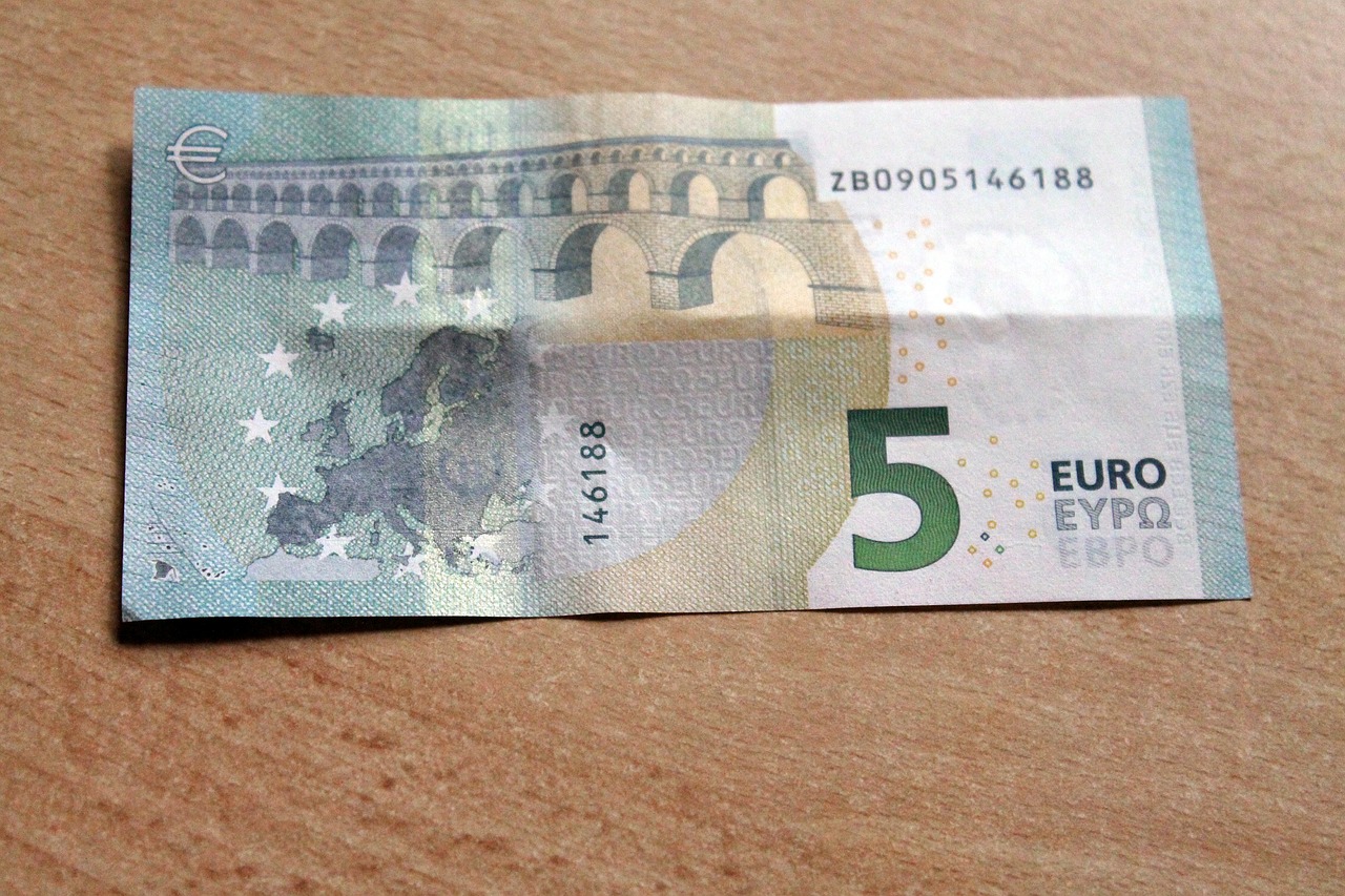 Dolerio Kupiūra, Euras, Valiuta, Sąskaitos, Popieriniai Pinigai, 5 Eurų, Nemokamos Nuotraukos,  Nemokama Licenzija