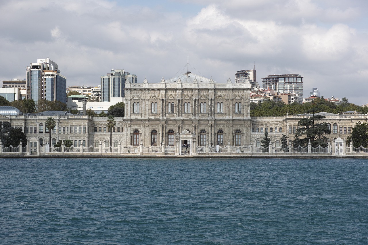 Dolmabahçe Rūmai, Beşiktaş, Istanbulas, Jūrų, Vanduo, Turkija, Kraštovaizdis, Taika, Mėlynas, Dangus