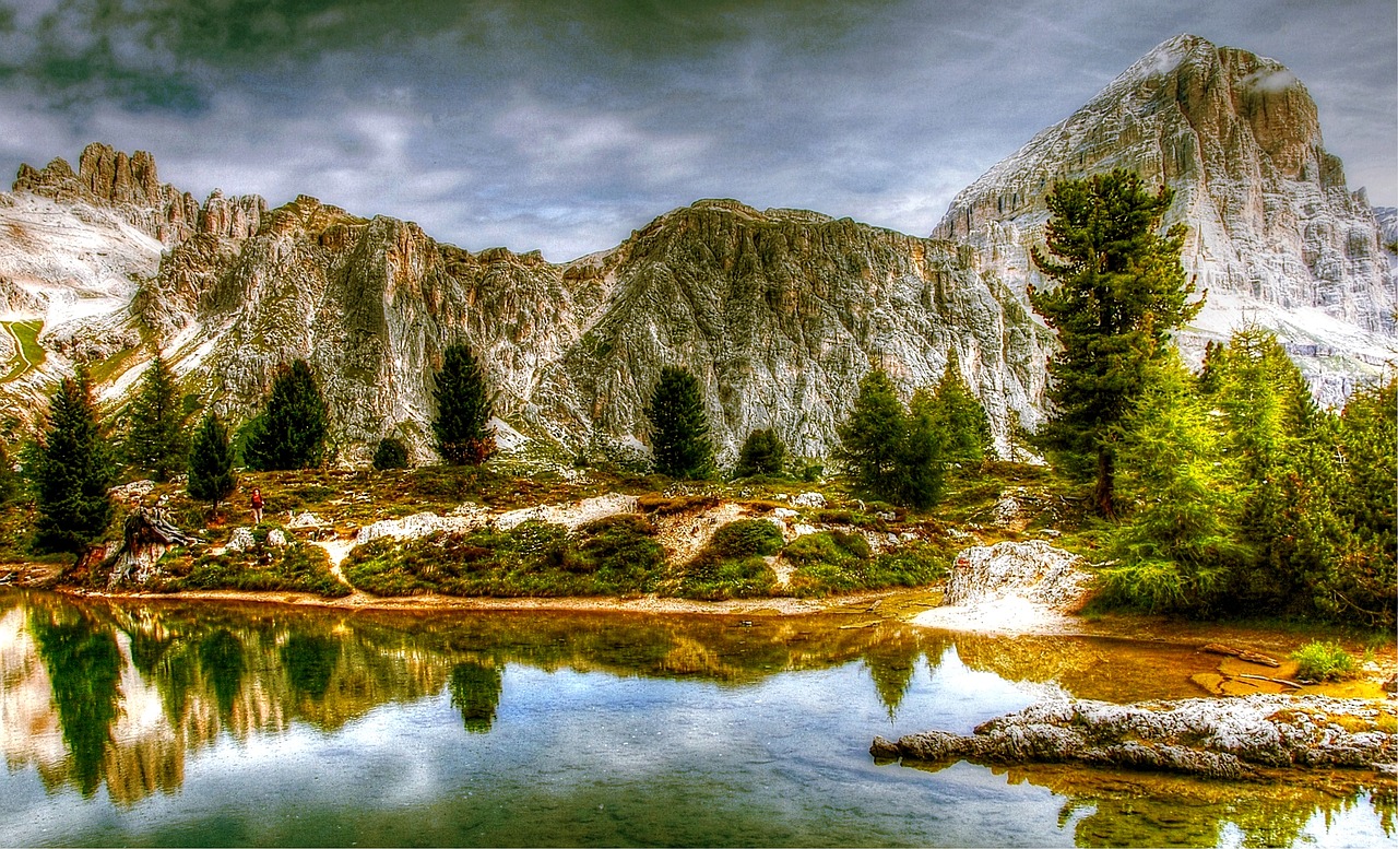 Dolomitai, Kalnai, Tofane, Italy, Vaizdas, Alpių, Gamta, Griovių Laukas, Debesys, Panorama