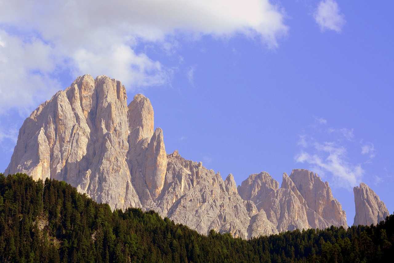 Dolomitai, Grandinė, Kalnai, Sassolungo, Debesys, Dangus, Debesis, Debesuota, Nemokamos Nuotraukos,  Nemokama Licenzija