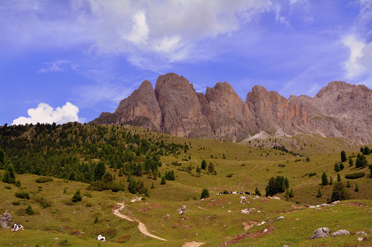 Dolomitai, Kalnas, Prato, Rokas, Debesys, Dangus, Gamta, Kraštovaizdis, Italy, Odle Grupė