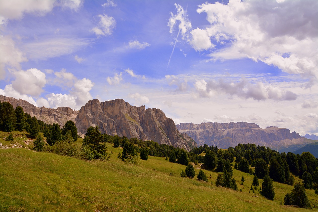 Dolomitai, Kalnas, Prato, Rokas, Debesys, Dangus, Gamta, Kraštovaizdis, Italy, Grupės Sella