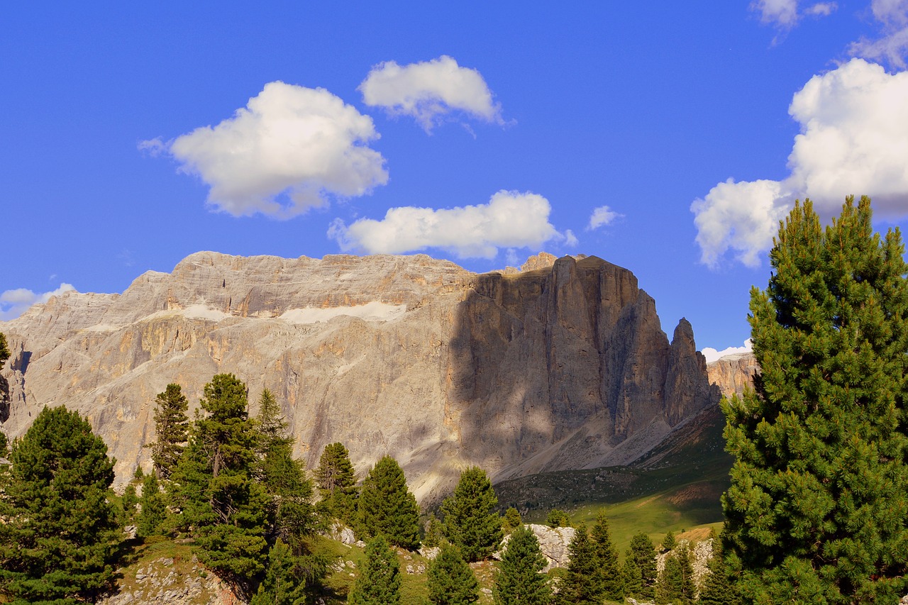 Dolomitai, Šešėlis, Debesys, Dangus, Medžiai, Italy, Grupės Sella, Nemokamos Nuotraukos,  Nemokama Licenzija