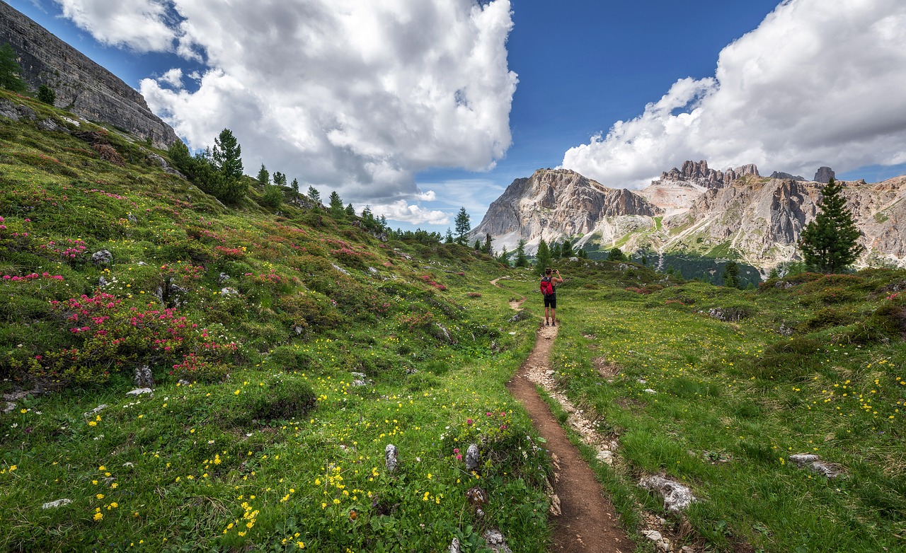 Dolomitai, Keliautojas, Kraštovaizdis, Rokas, Mergaitė, Italy, Žygiai, Alpės, Gamta, Kalnas