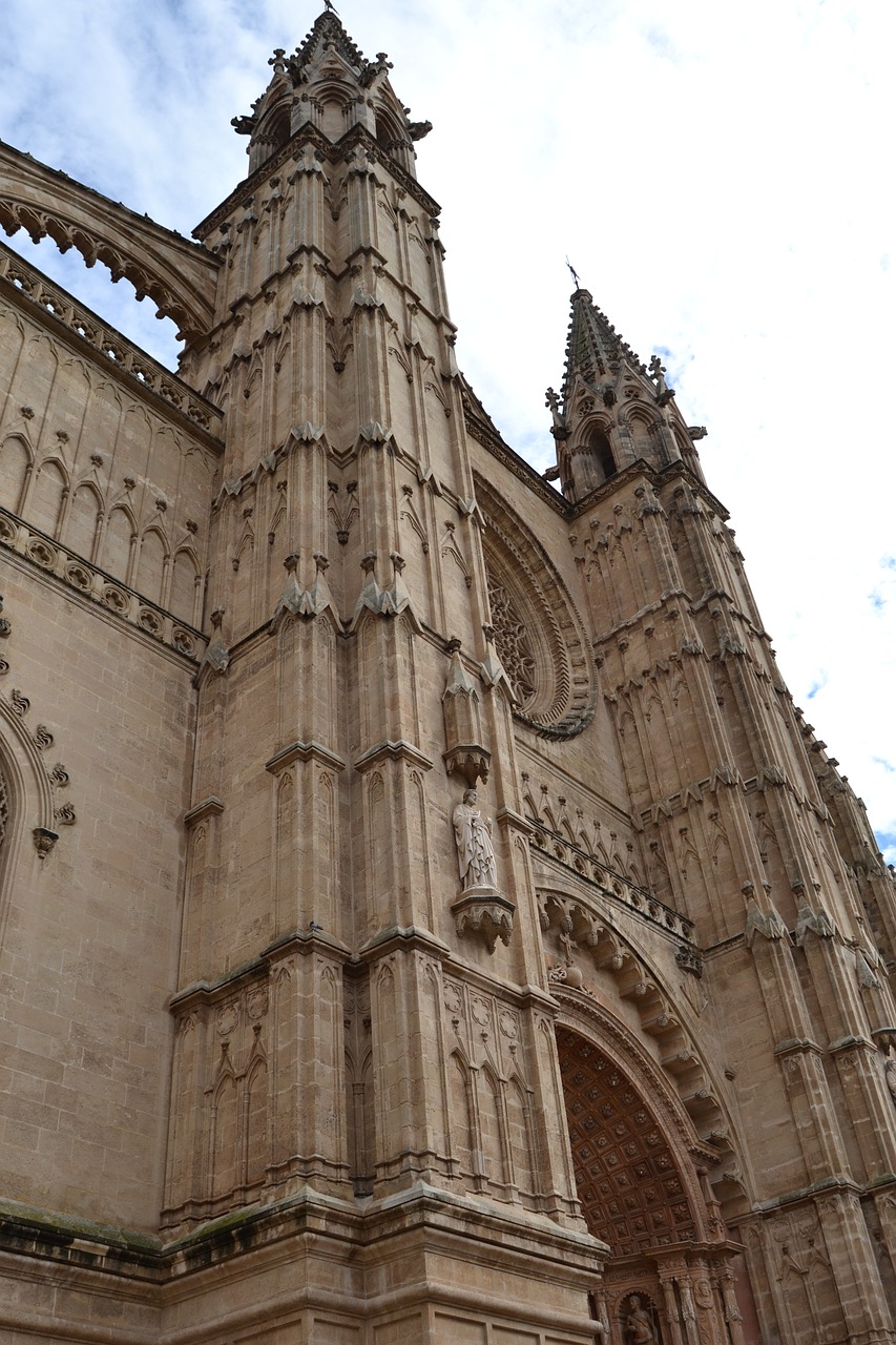 Katedra, Palma De Maljorka, Bažnyčia, Maljorka, Palma, Garbinimo Namai, Architektūra, Gotika, Pastatas, Krikščionybė