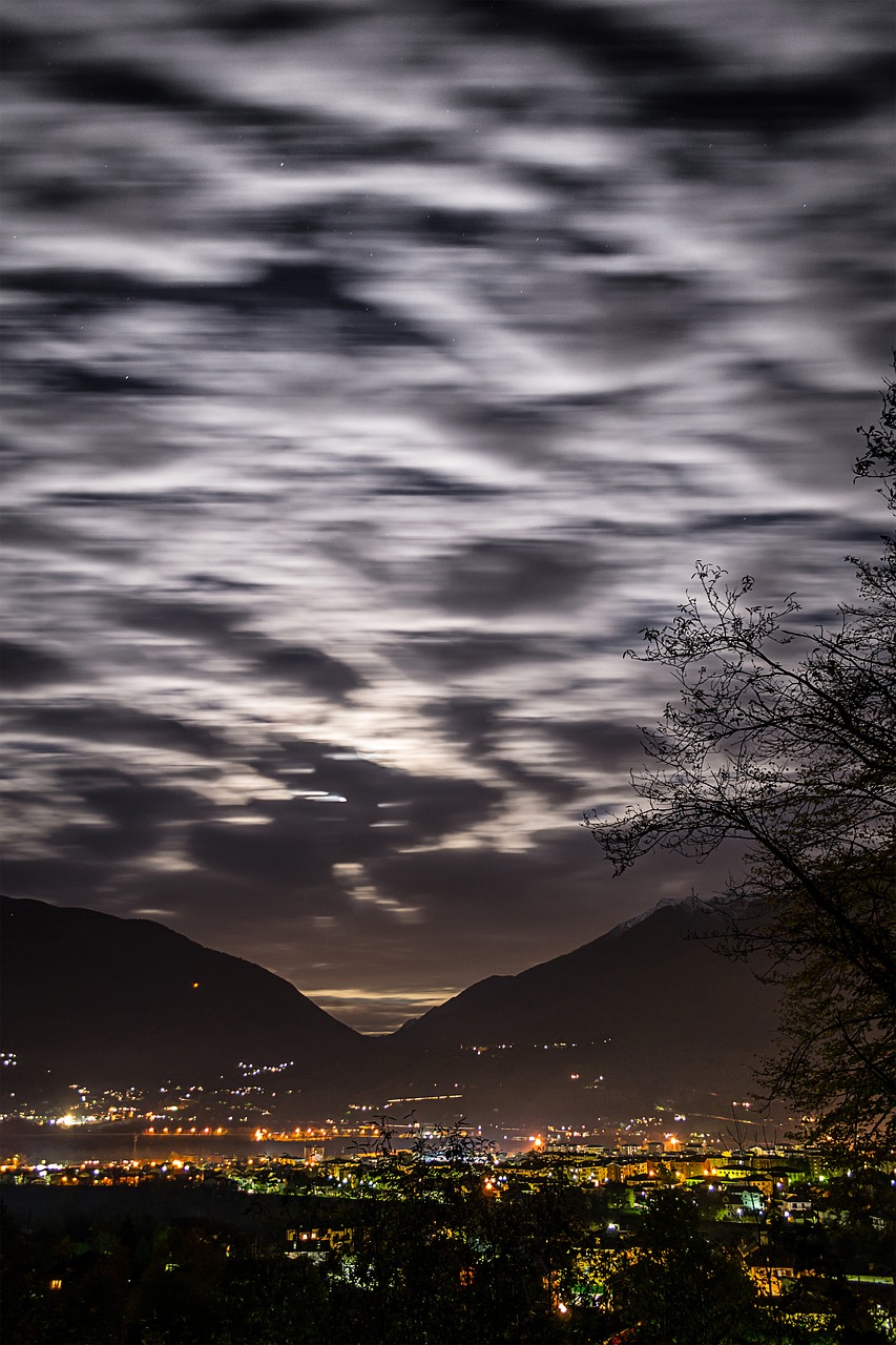 Domodossola, Miestas, Naktis, Žibintai, Apšvietimas, Kraštovaizdis, Italy, Dangus, Nocturne, Centro