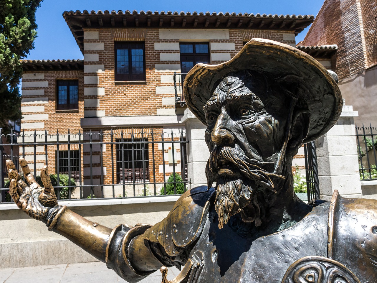 Don Quixote, Ispanija, Knyga, Skaitymas, Statula, Madride, Quixotic, Namas, Sancho, Cervantes
