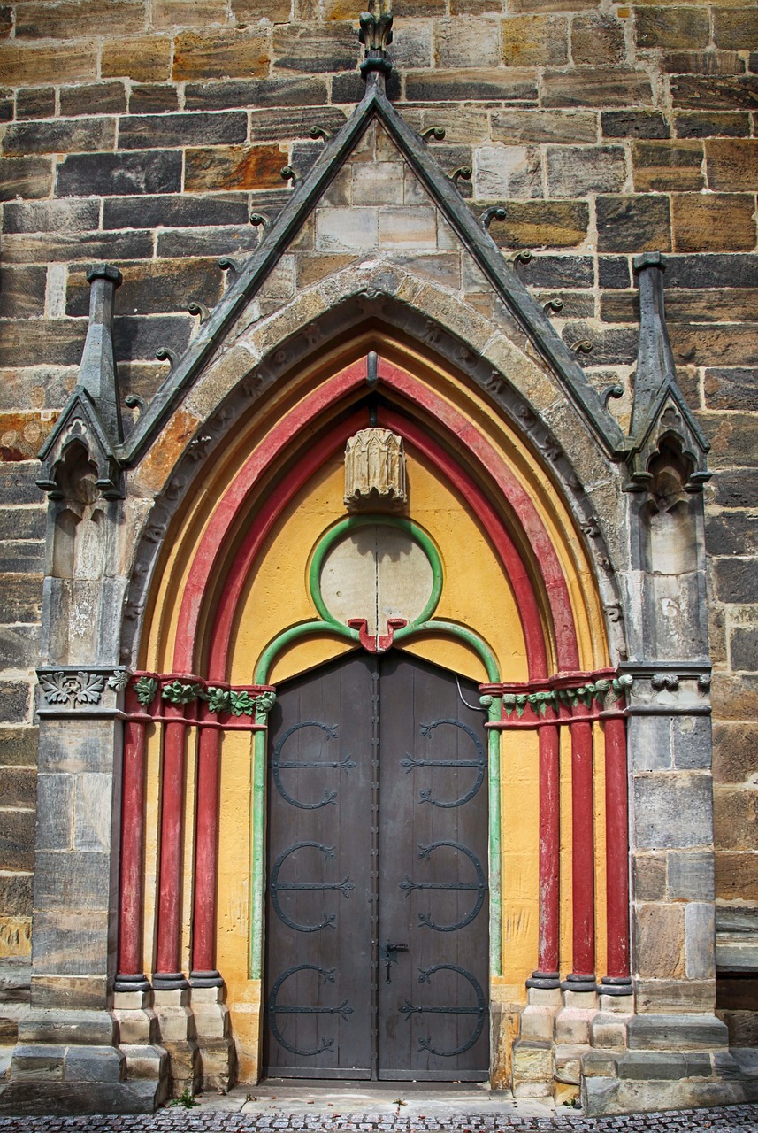 Durys, Bažnyčios Durys, Portalas, Montavimas, Ornamentas, Senos Durys, Senas, Papuoštas, Gotika, Įėjimo Portalas