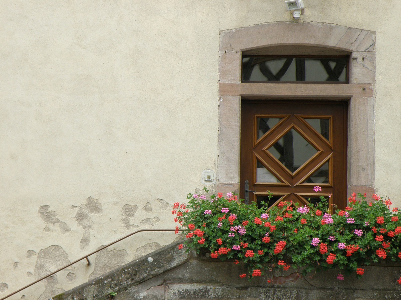 Durys, Įėjimas, Veranda, Geraniums, Namas, Nemokamos Nuotraukos,  Nemokama Licenzija