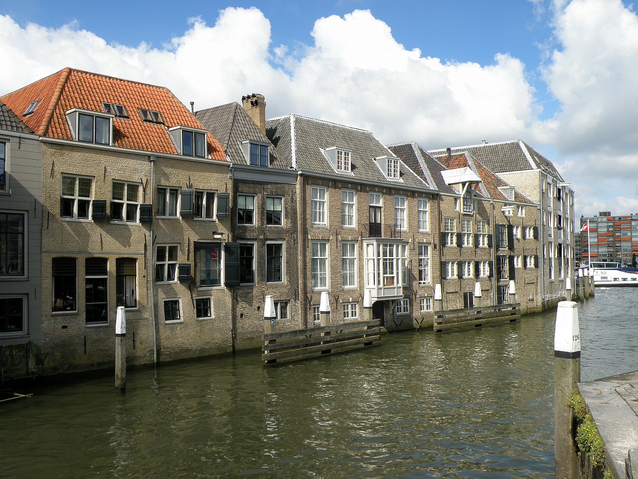 Dordrecht, Nyderlandai, Miestas, Miesto, Pastatai, Architektūra, Panorama, Valtys, Laivai, Prieplauka