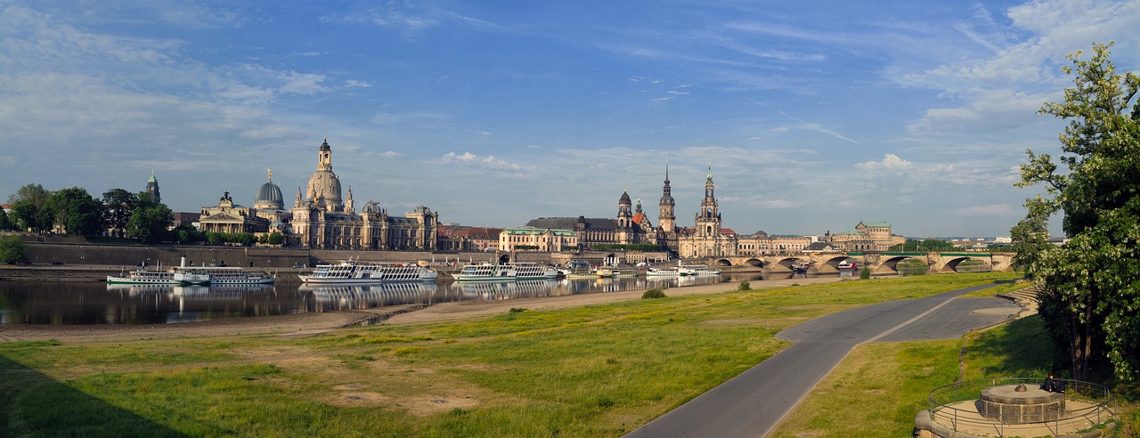 Drezdenas, Elbe, Panorama, Saksonija, Upė, Garlaivis, Elbpanorama, Senamiestis, Architektūra, Laivas