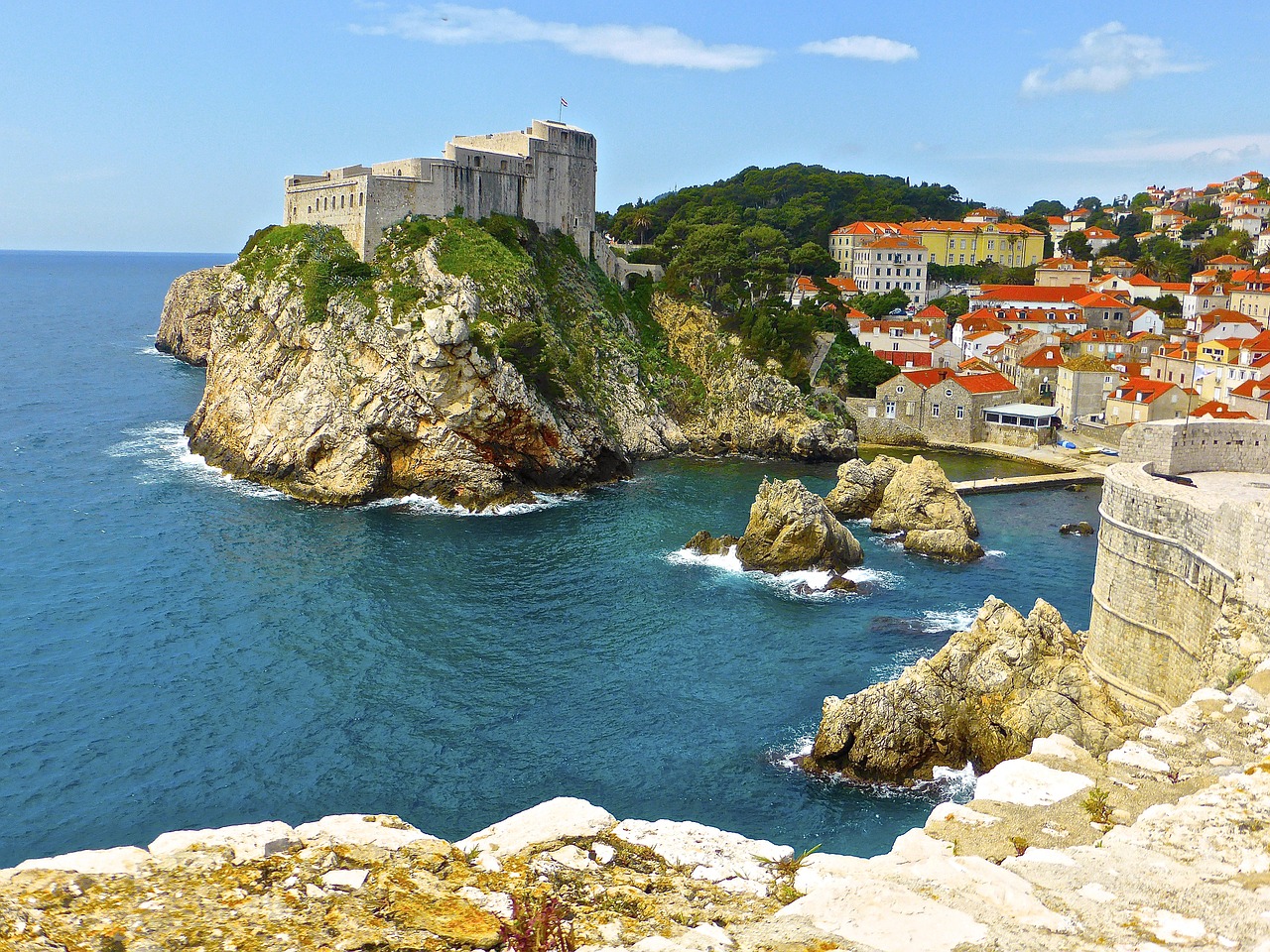 Dubrovnik,  Kranto,  Jūros Dugnas,  Vaizdingas,  Tvirtovė,  Adrijos Regionas,  Kroatija,  Krantas,  Viduržemio Jūros, Nemokamos Nuotraukos