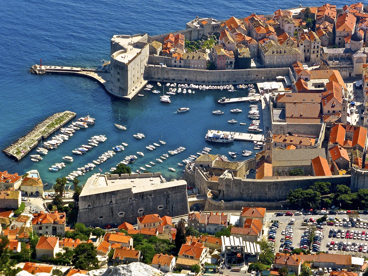 Dubrovnik,  Uostas,  Tvirtovė,  Uostas,  Viduržemio Jūros,  Orientyras,  Paveldas,  Istorinis,  Adrijos Regionas,  Architektūra