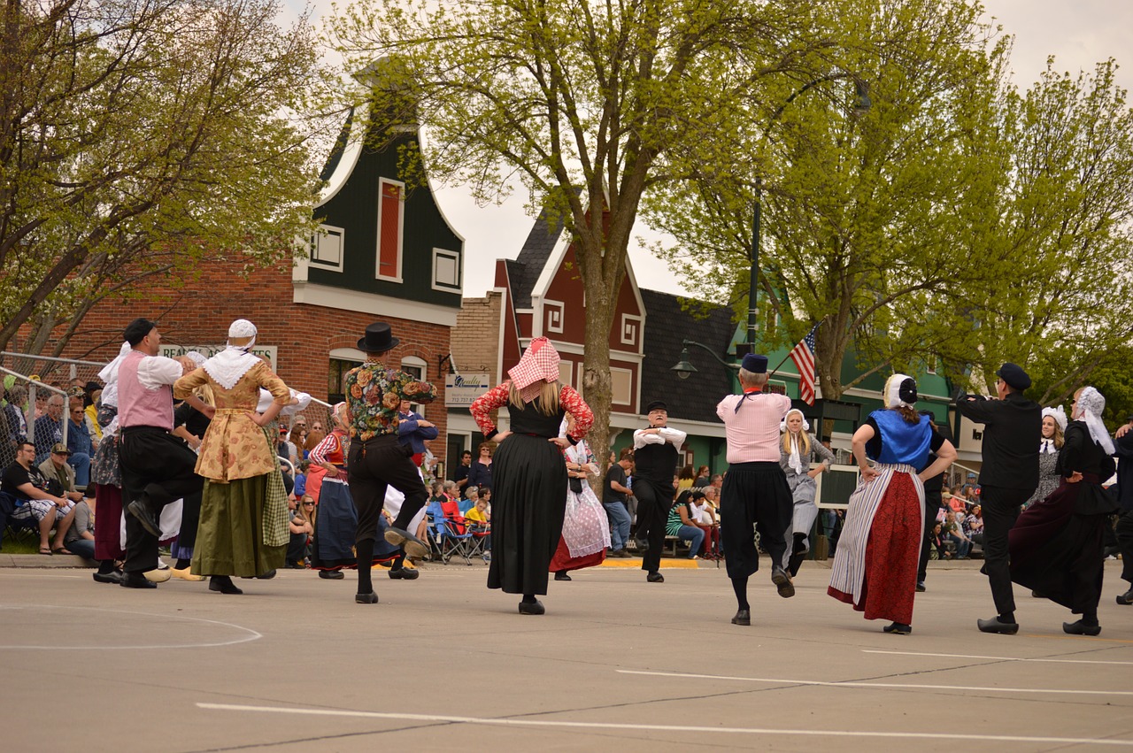 Olandų, Šokis, Linksma, Šokiai, Nyderlandai, Holland, Lauke, Apranga, Tradiciniai Drabužiai, Tradicija