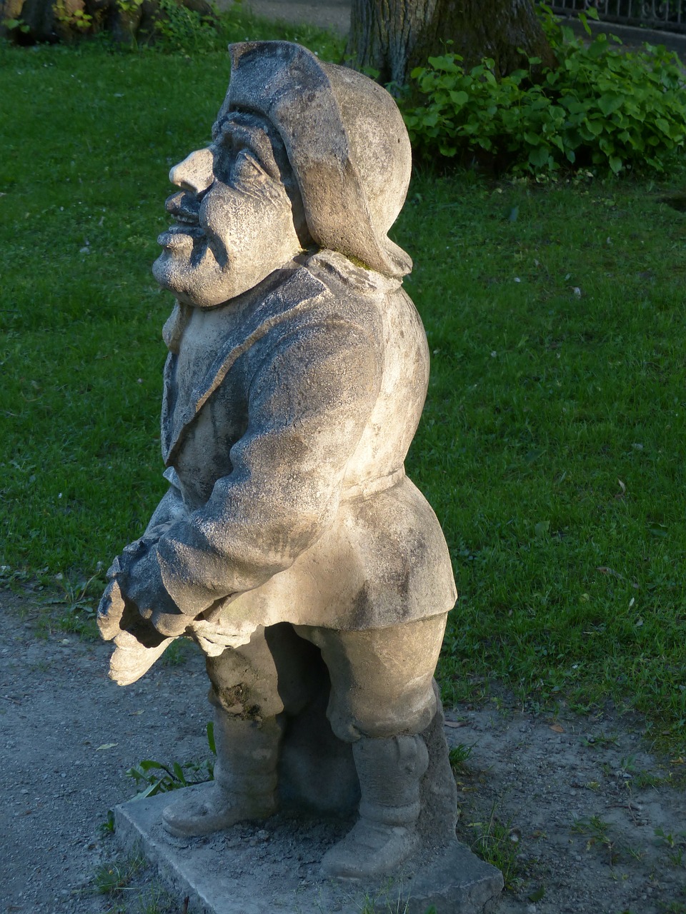 Nykštukas, Gnome, Figūra, Skulptūra, Gaublys, Zwergelgarten, Mirabelio Sodai, Barokas, Salzburg, Akmens Statula