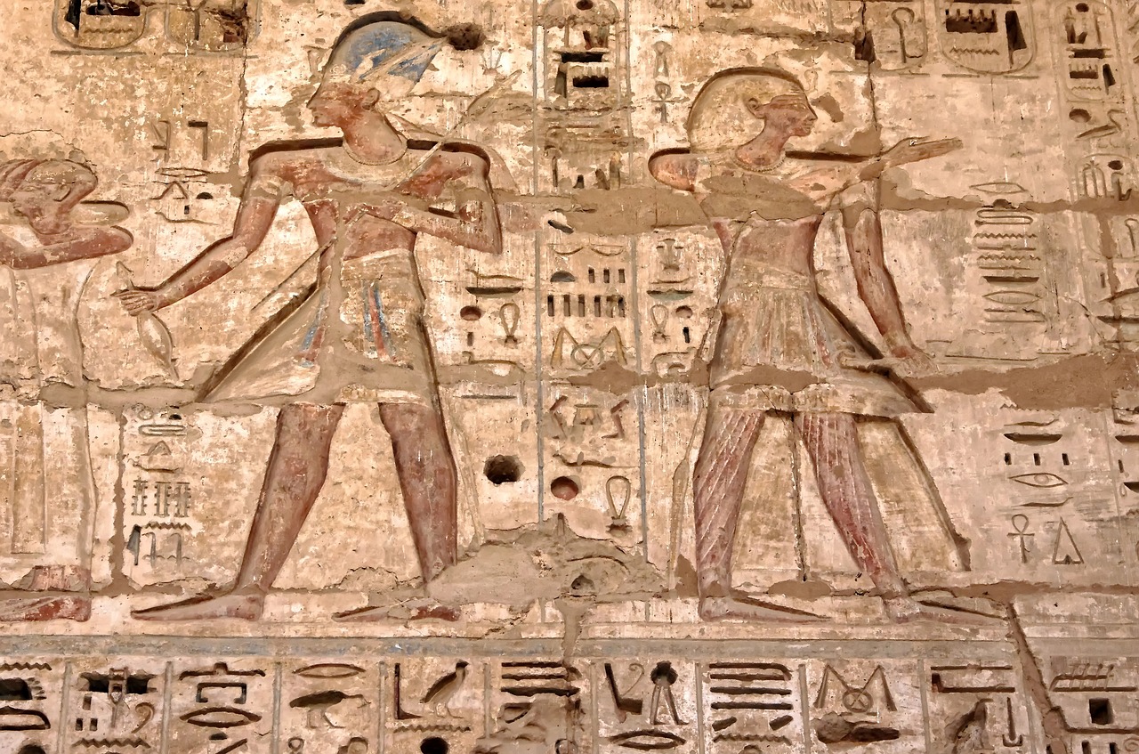 Egiptas,  Tėbai,  Medinet Habu-,  Šventykla,  Ramses 3,  Graviravimas,  Hieroglifai,  Istorija,  Skulptūra,  Architektūra
