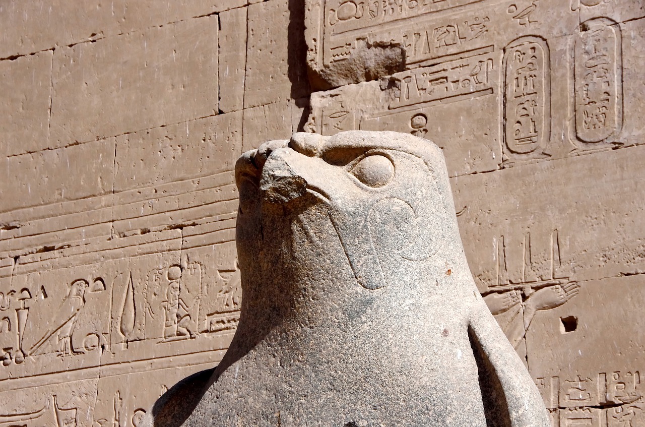 Egiptas,  Edfu,  Šventykla,  Divinity,  Horus,  Egipto Dievas,  Menas,  Skulptūra,  Statula,  Granito