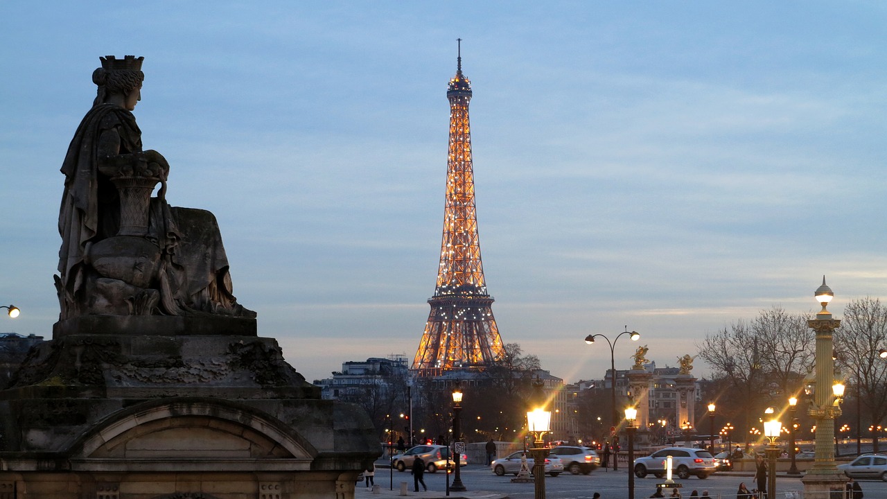 Eifelio Bokštas Naktį, Paris, France, Nemokamos Nuotraukos,  Nemokama Licenzija
