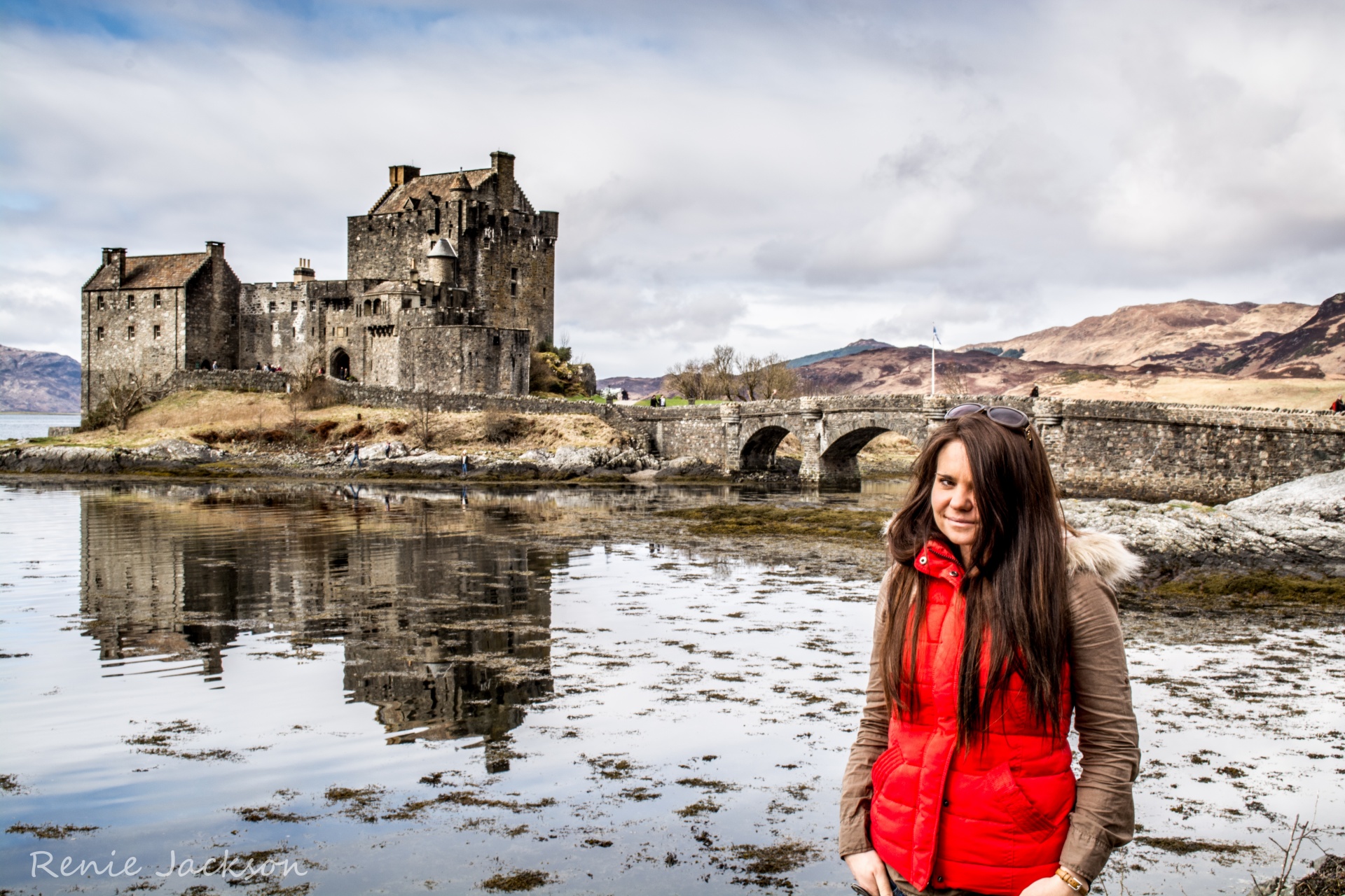 Eilean & Nbsp,  Donan & Nbsp,  Pilis,  Mergaitė,  Raudona,  Ežeras,  Eilean Donan Pilis, Nemokamos Nuotraukos,  Nemokama Licenzija